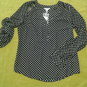 NWT Candies zip front blouse